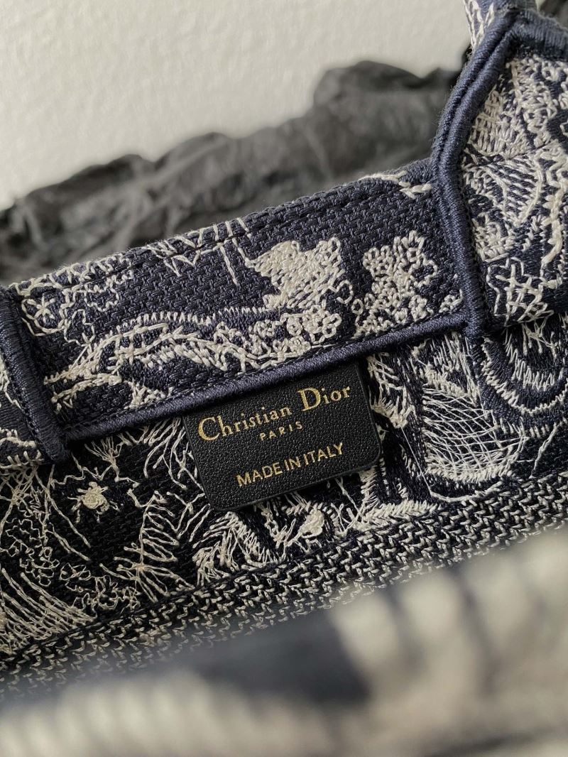 Christian Dior Shopping Bags